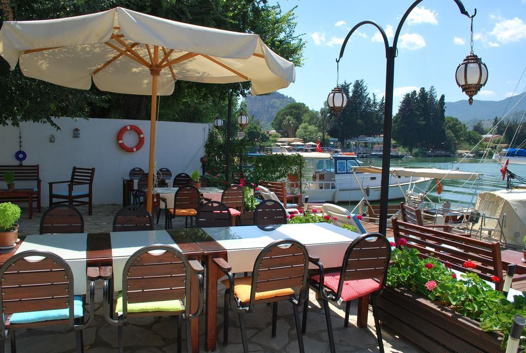 Myra Hotel Далян Екстериор снимка