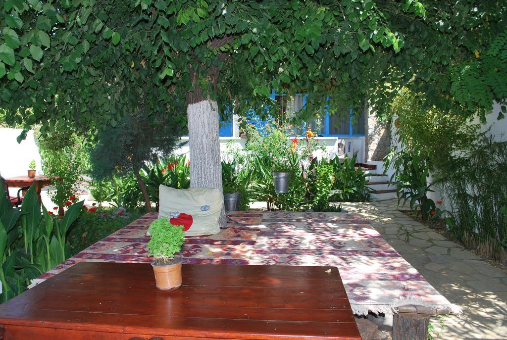 Myra Hotel Далян Екстериор снимка