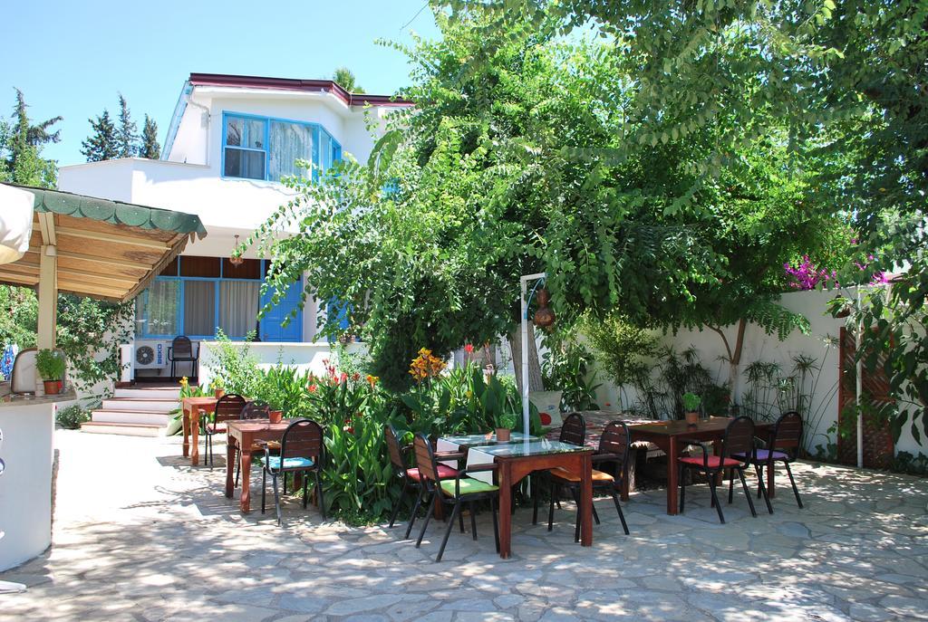 Myra Hotel Далян Екстериор снимка